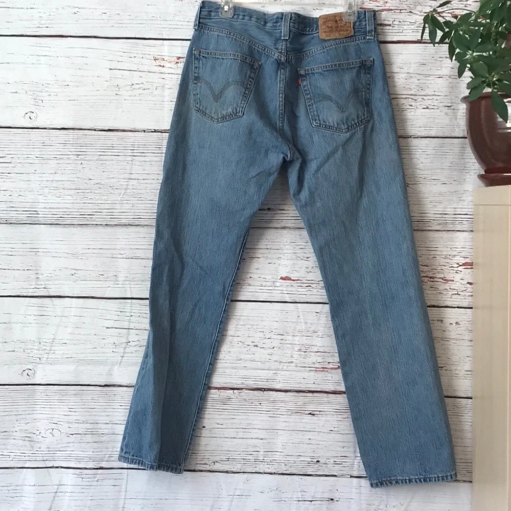Vintage Levi’s 501 button fly jeans strait leg